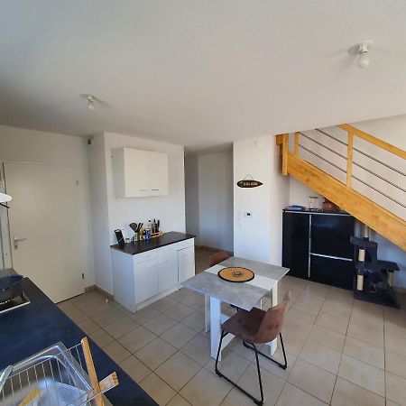 Chambre 11M2 Dans Maison Toute Equipee Tresses Exterior photo